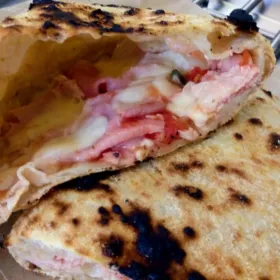 Calzone ricotta et provola de bufflonne